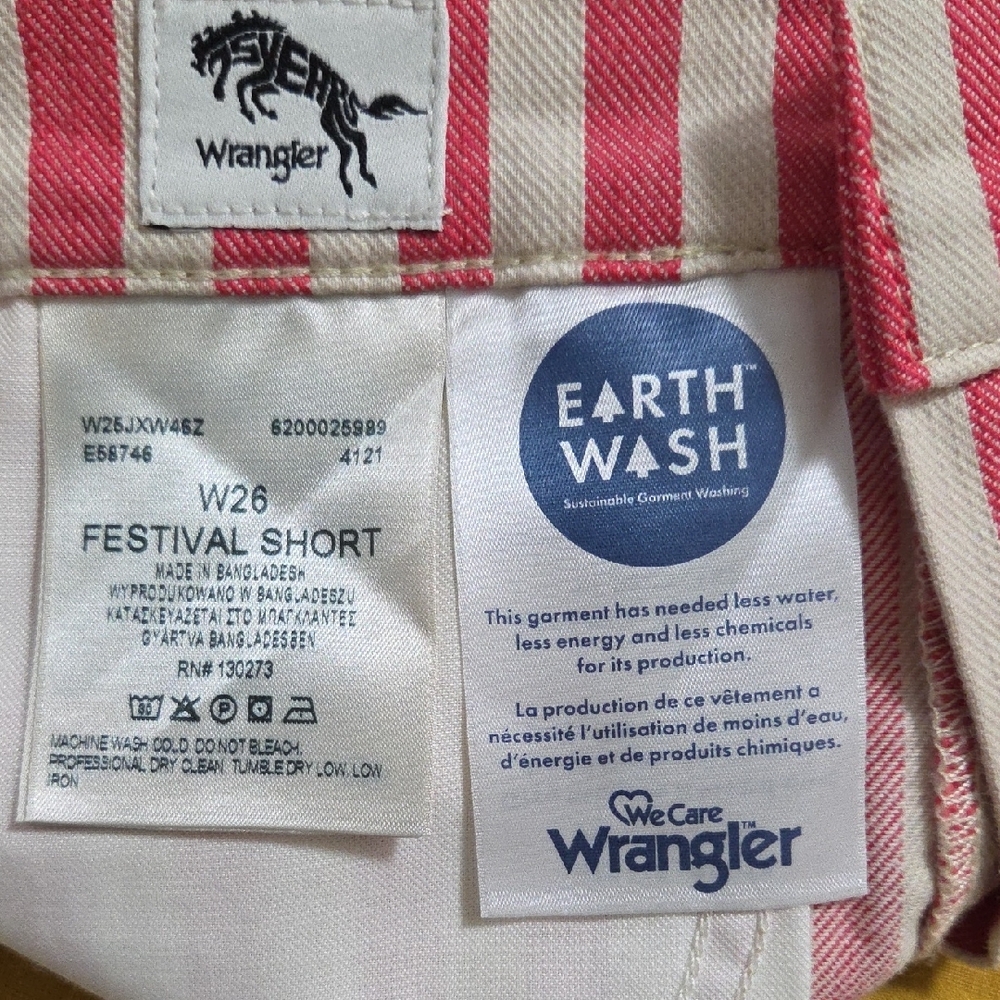 Wrangler High Waist Pink and White Shorts - Picture 10 of 10
